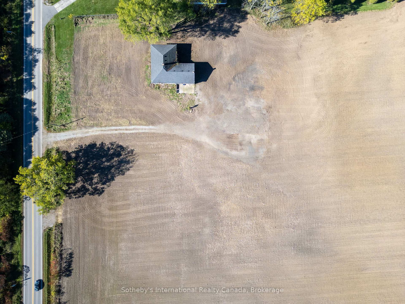 Listing Image 8