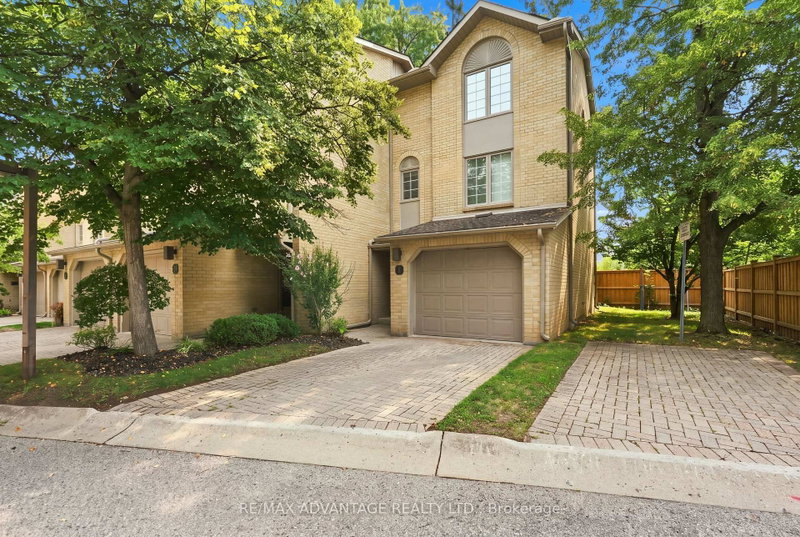 1 - 1399 Commissioners Road W