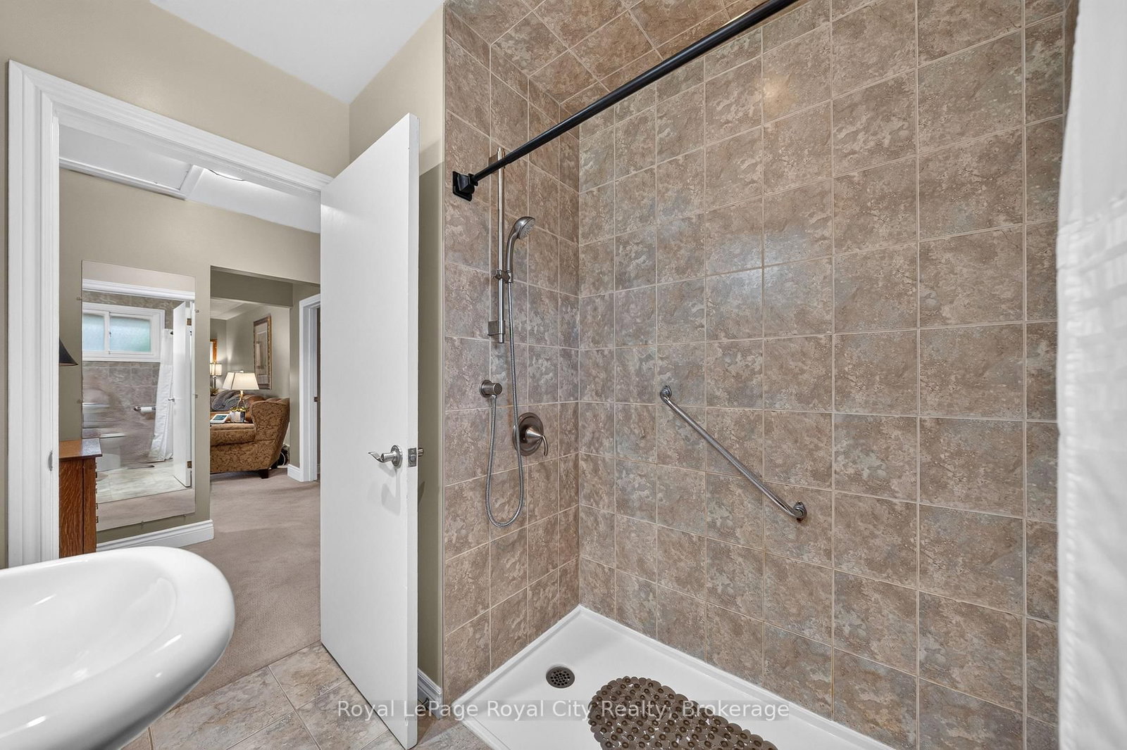 12 Tobey Avenue • Guelph, ON photo 24