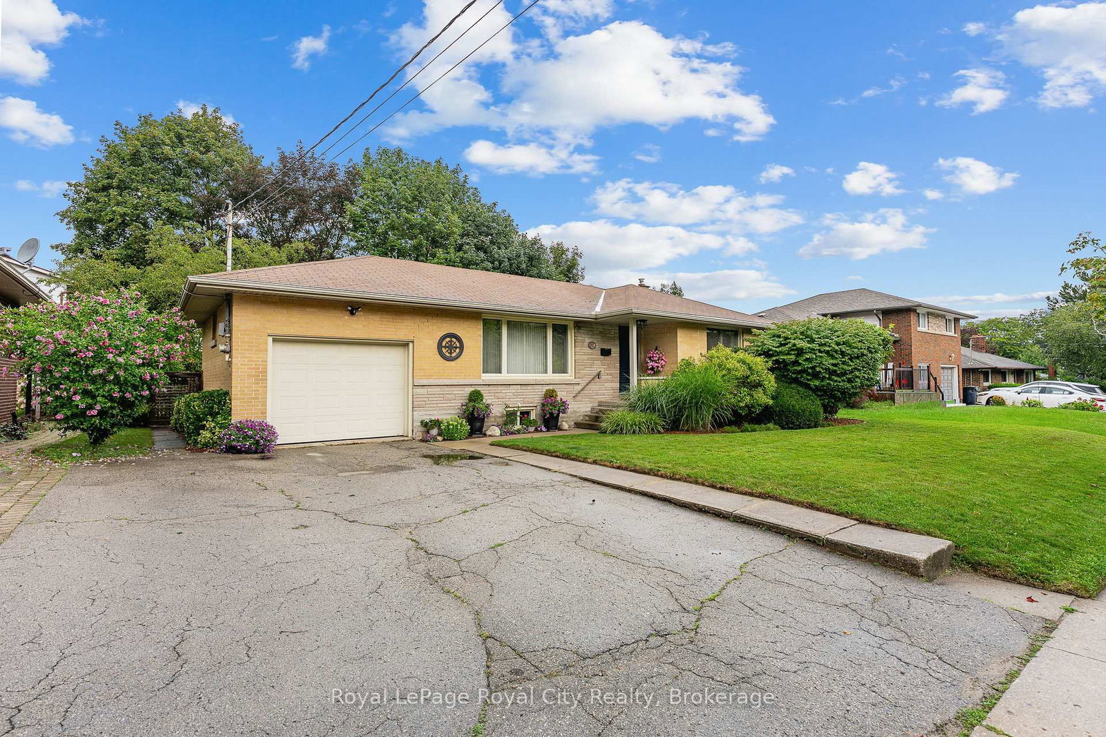 12 Tobey Avenue • Guelph, ON photo 42