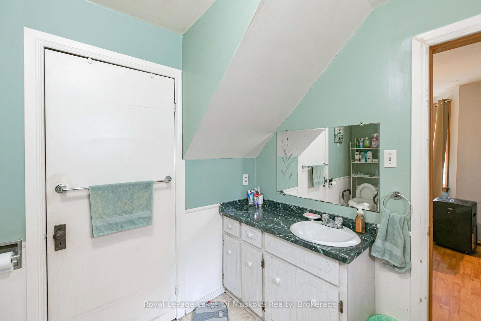 34 Young Street • Bracebridge, ON photo 17