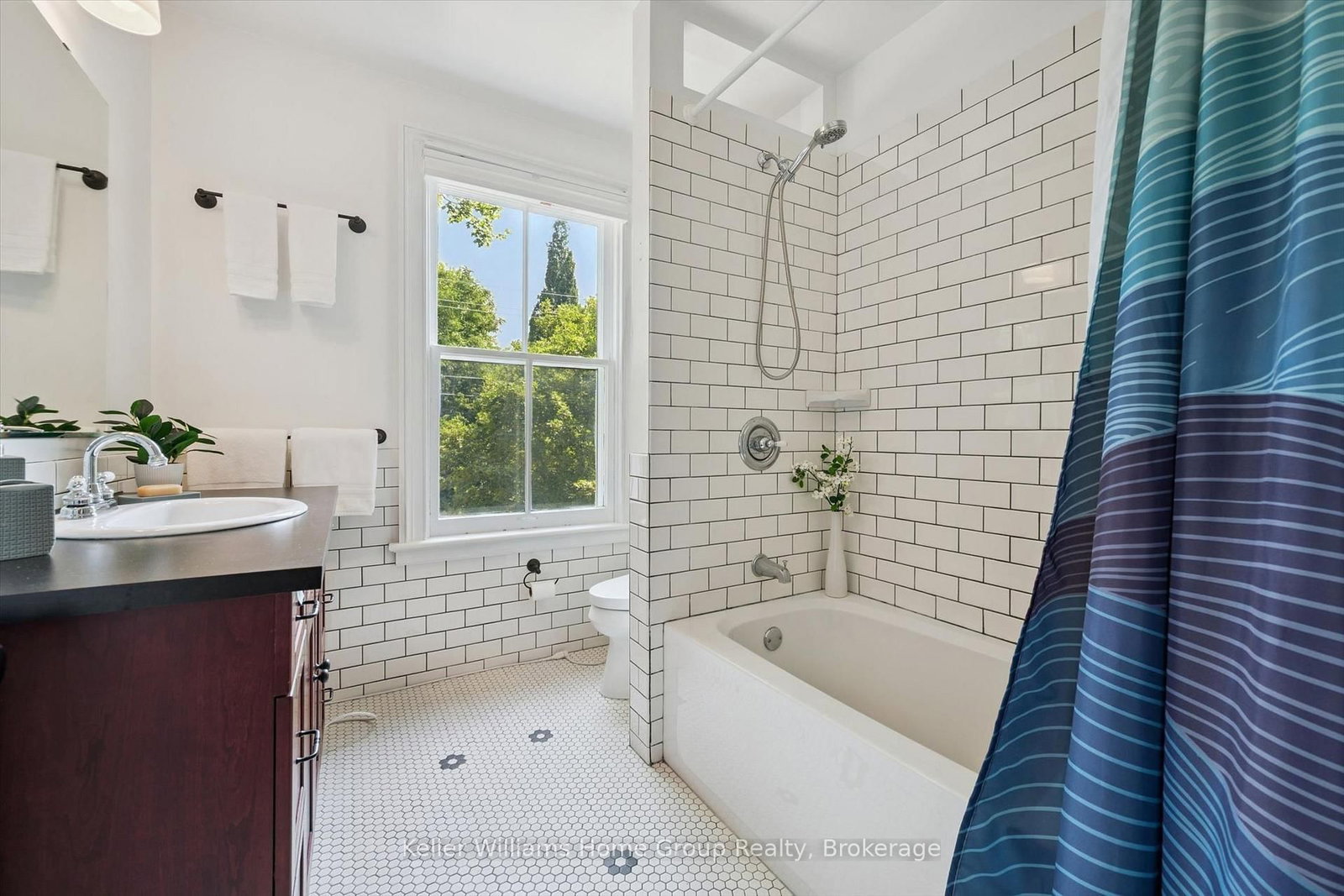 129 Suffolk Street W • Guelph, ON photo 32