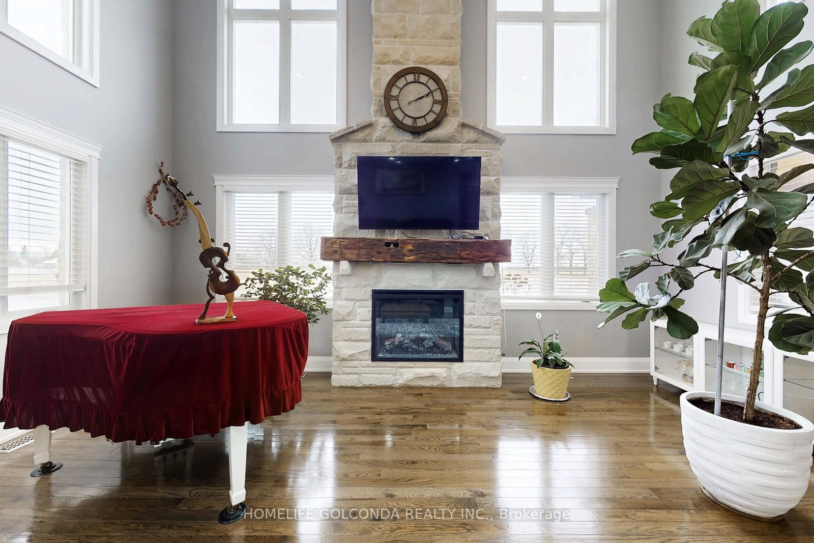 Listing Image 7