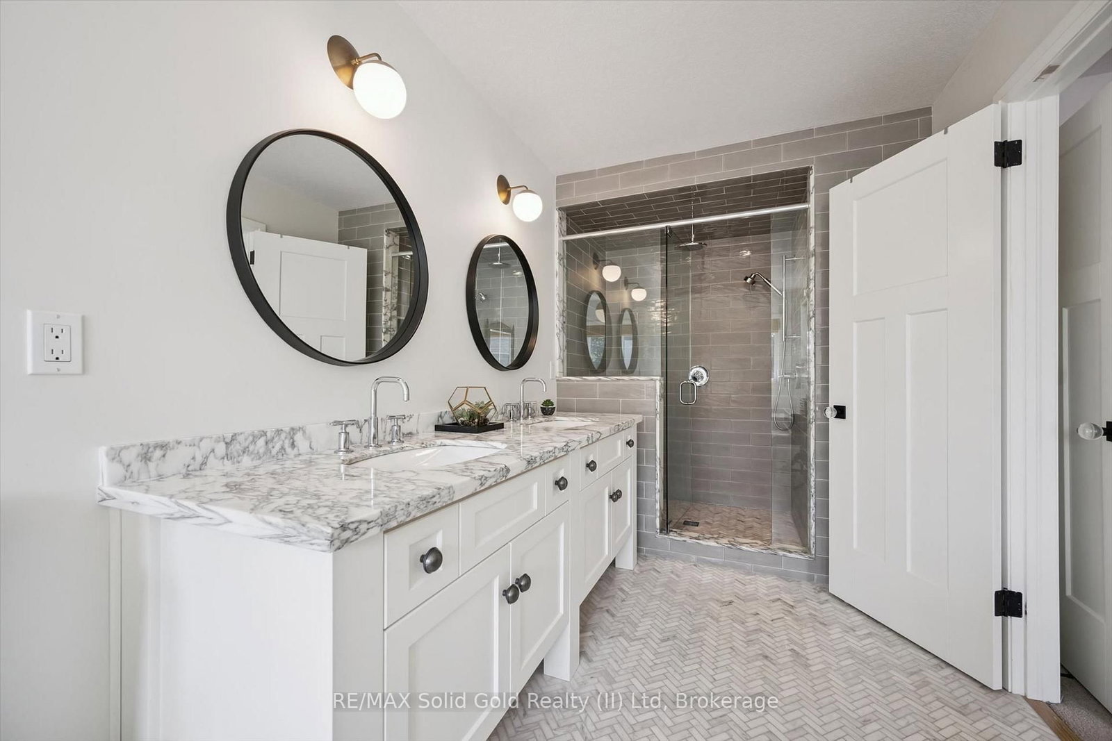 291 Grey Silo Road • Waterloo, ON photo 24