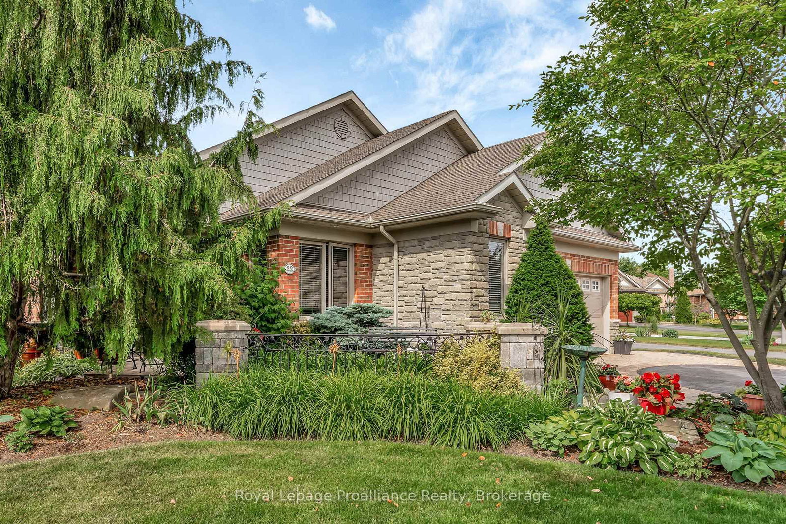 22 Trillium Court • Belleville, ON photo 1