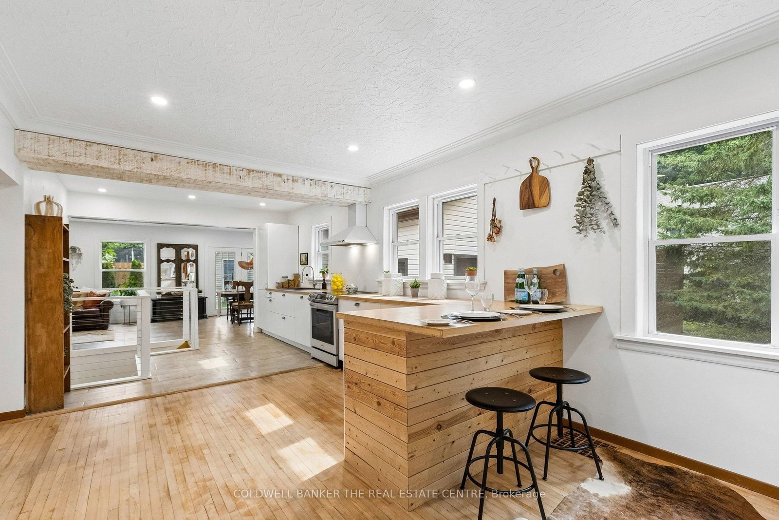 37 Fifth Avenue • Cambridge, ON photo 11