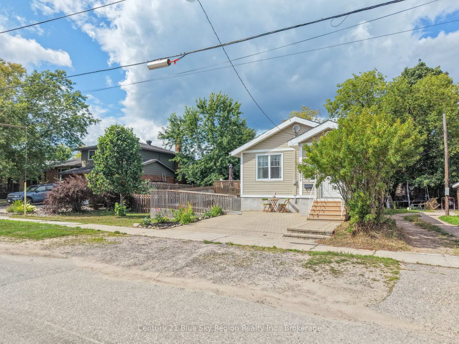 Listing Image 2