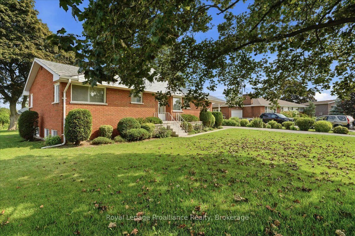 120 Sidney Crescent • Quinte West, ON photo 36