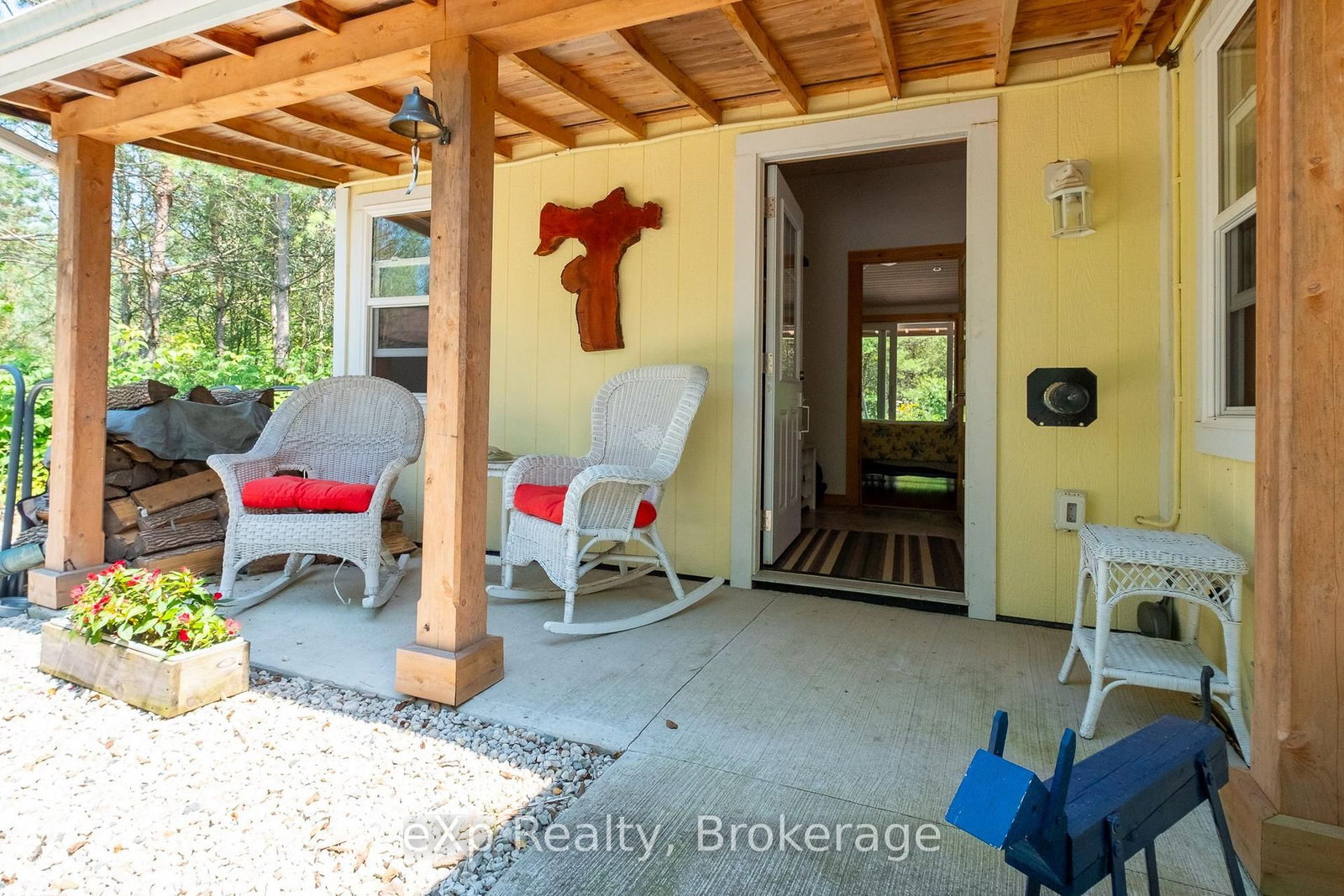 Listing Image 9