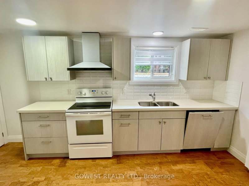 Lower - 42 Briarwood Crescent