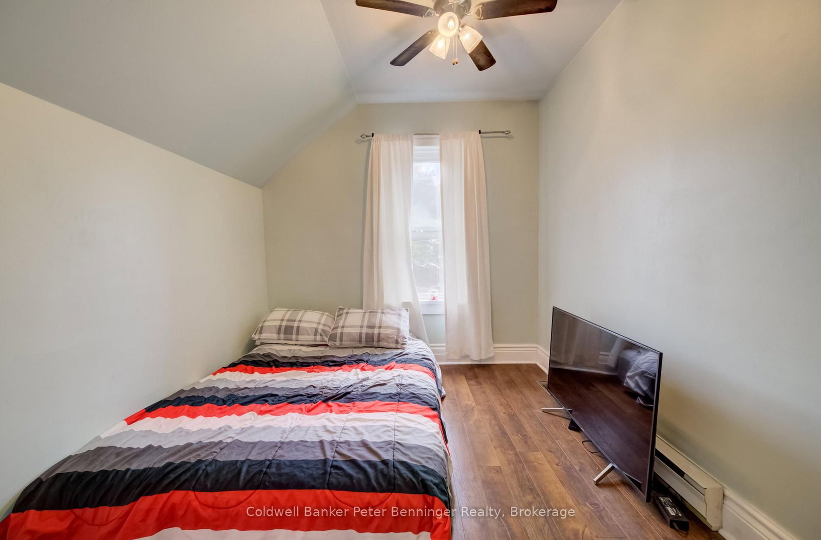 618 8th Avenue • Hanover, ON photo 21