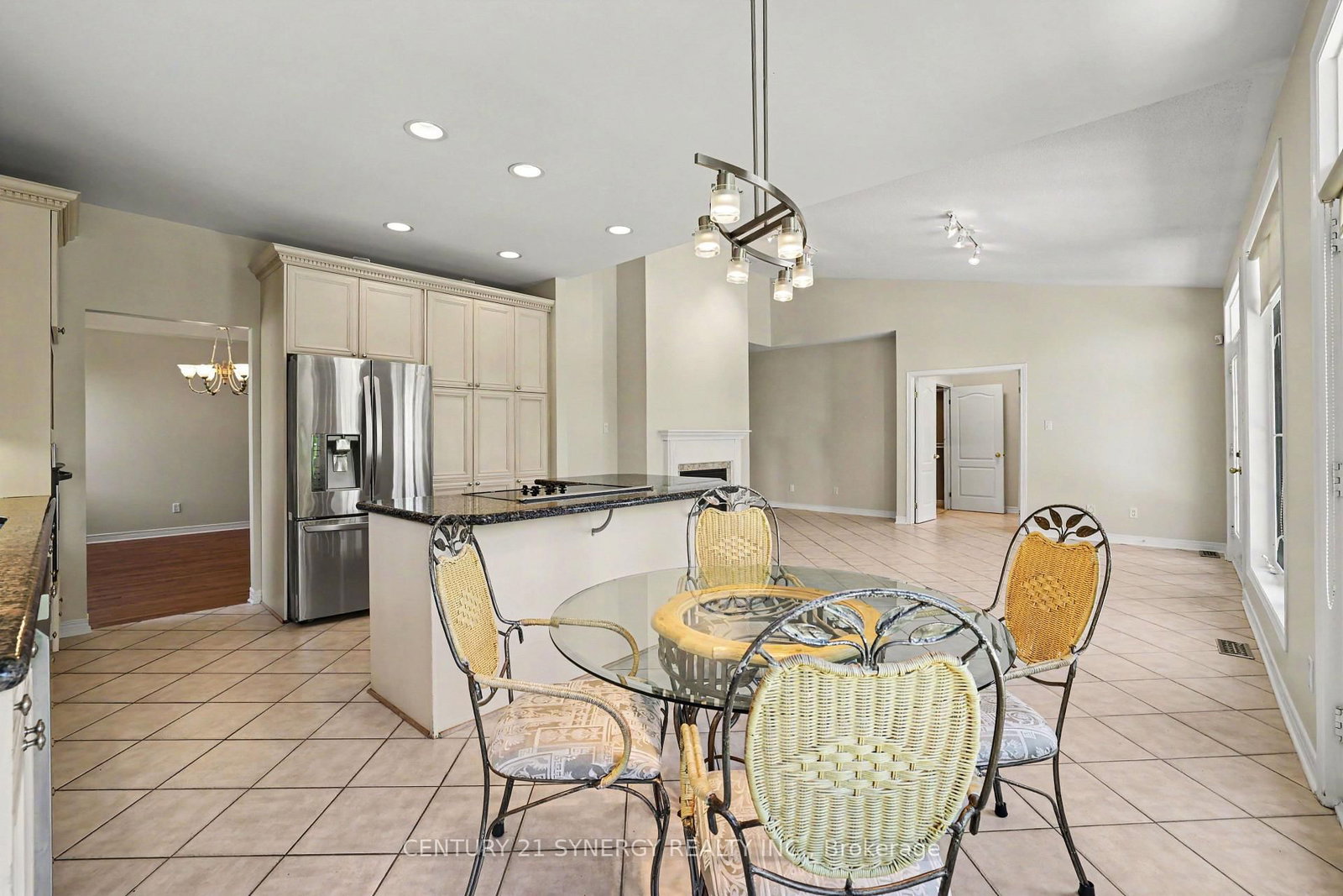 17 Warnock Court • Ottawa, ON photo 18