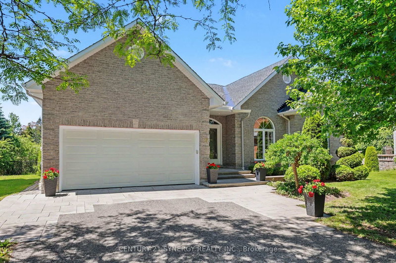 17 Warnock Court