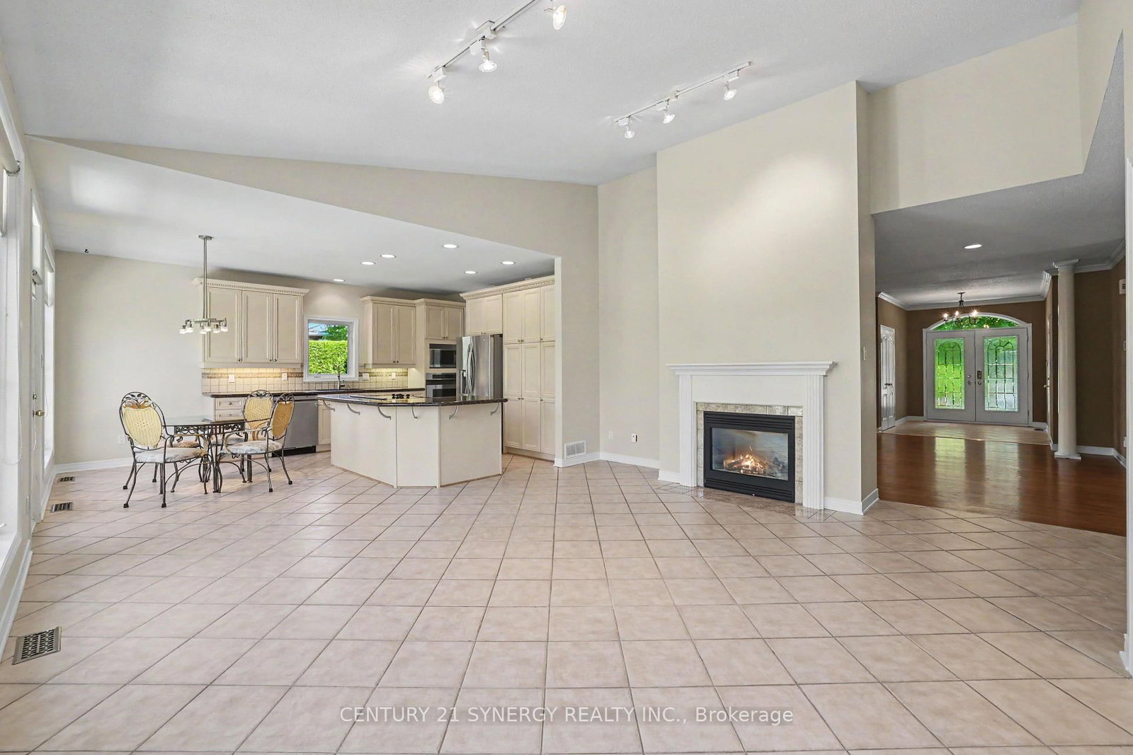 17 Warnock Court • Ottawa, ON photo 21