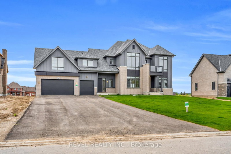 36 Ewing Way