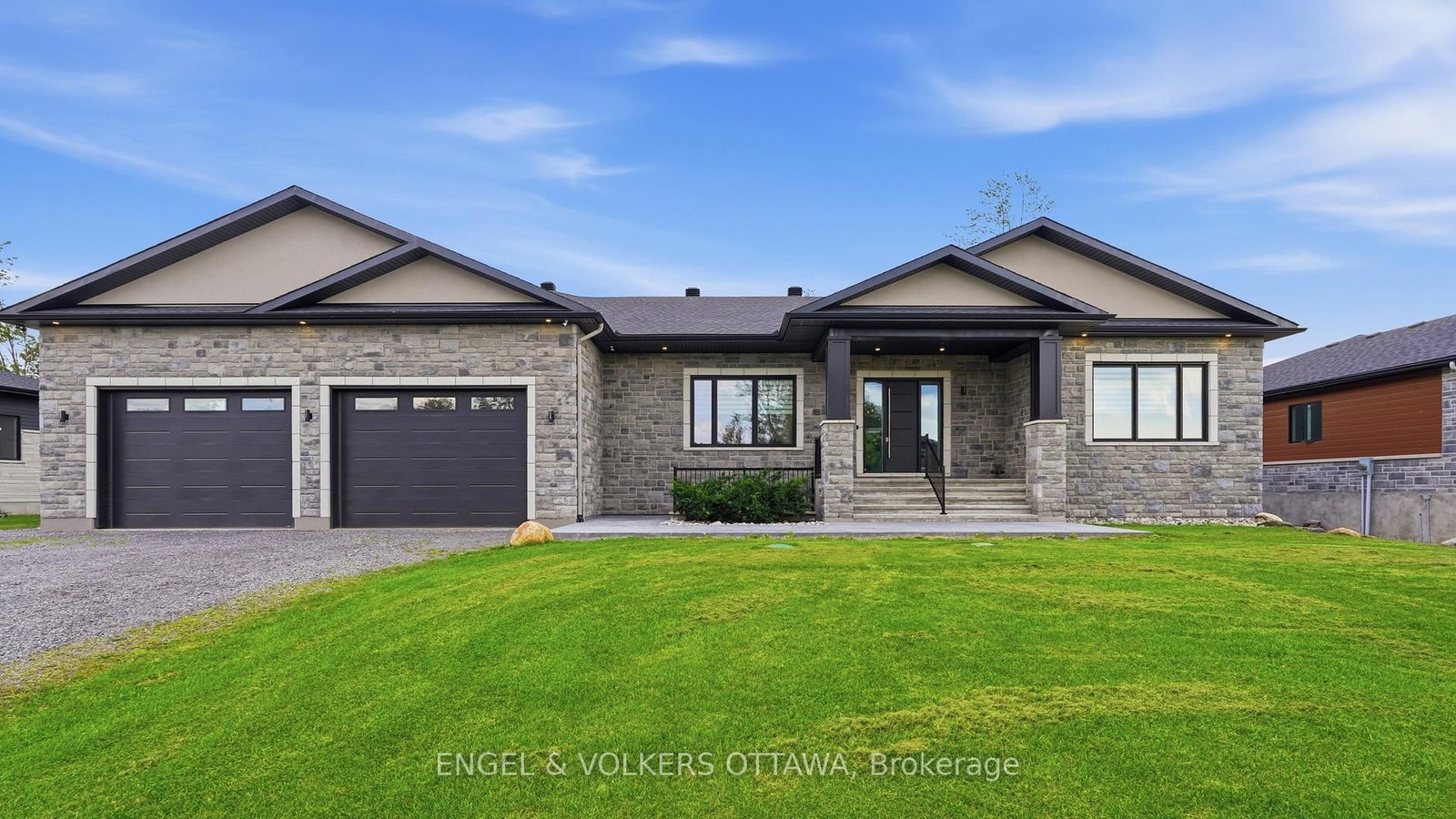 517-517B Shoreway Drive • Greely, ON photo 2