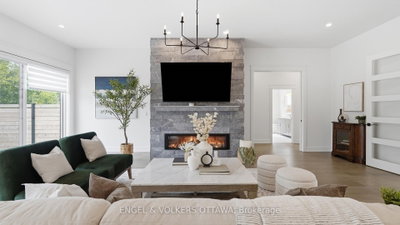 517-517B Shoreway Drive • Greely, ON photo 6