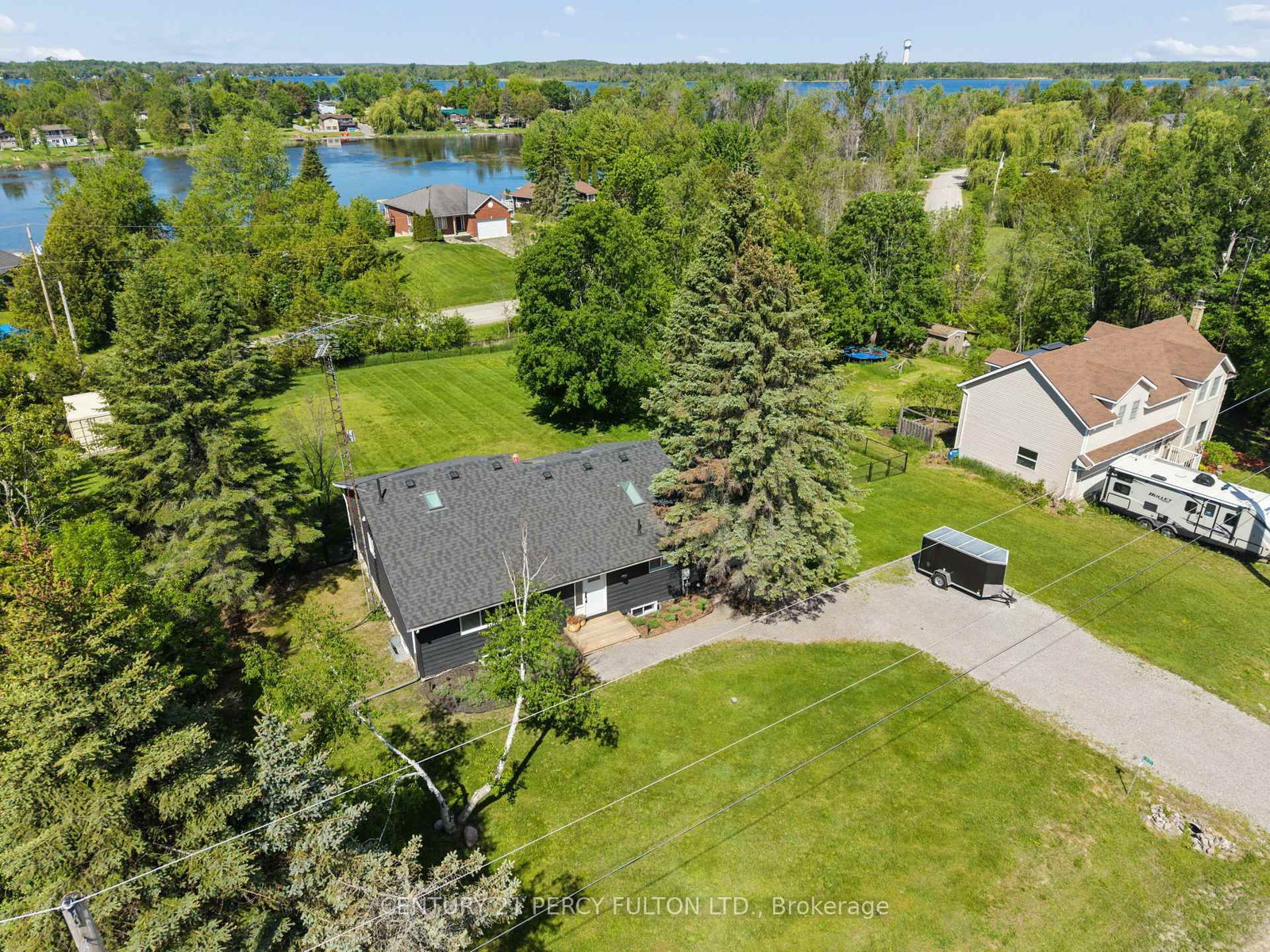 1935 Pratt's Marina Road • Selwyn, ON photo 1