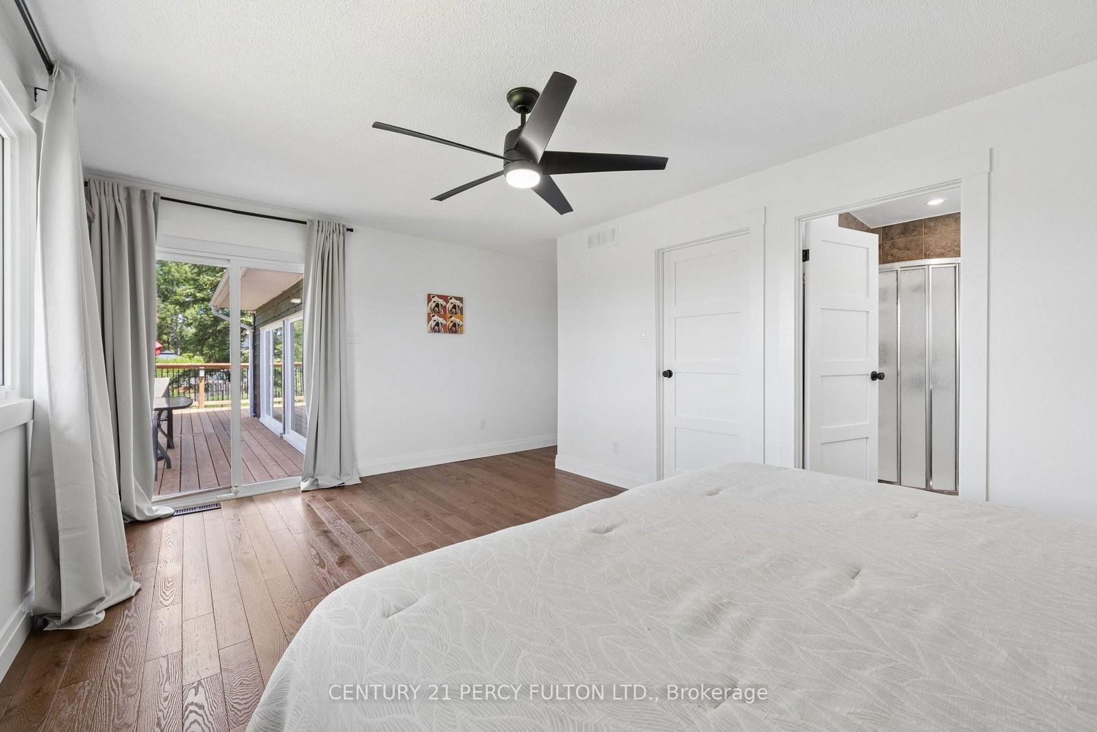 1935 Pratt's Marina Road • Selwyn, ON photo 15