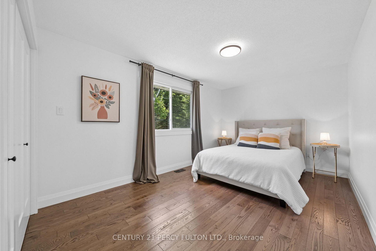 1935 Pratt's Marina Road • Selwyn, ON photo 17