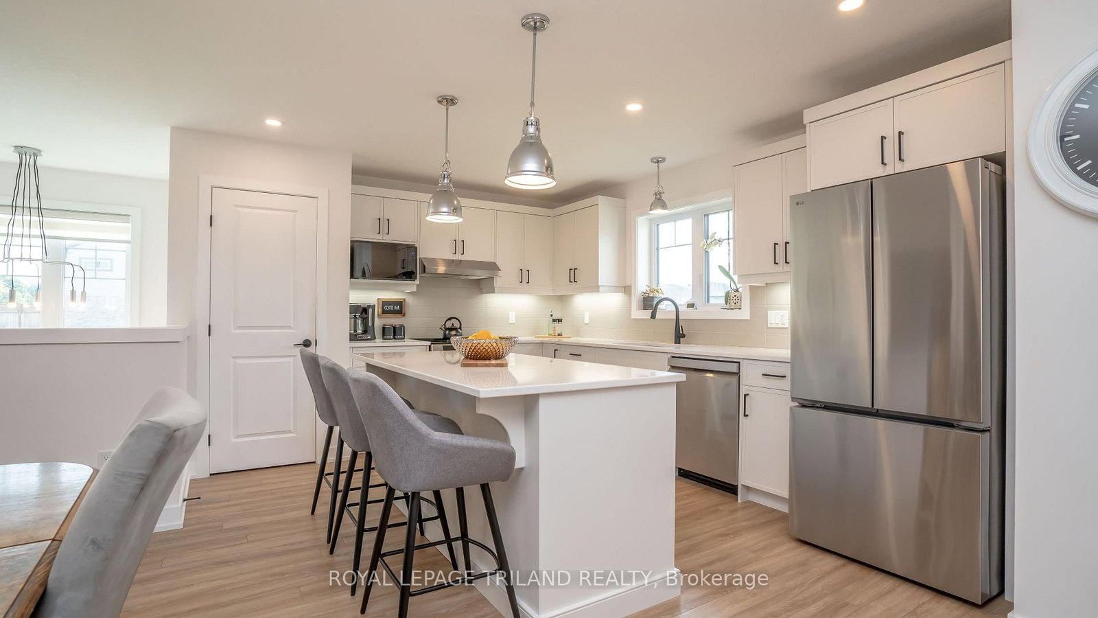 138 RENAISSANCE Drive • St. Thomas, ON photo 9