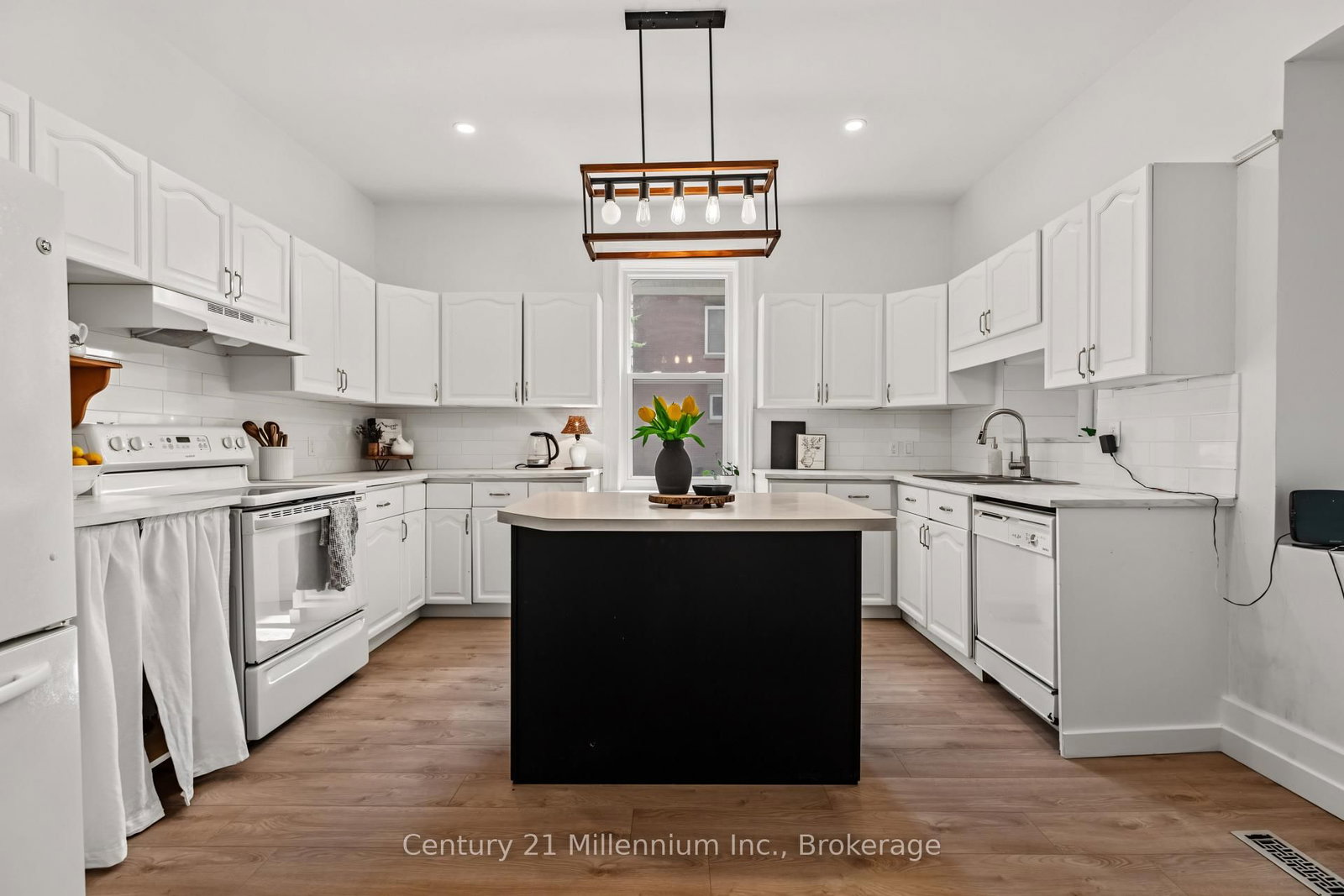 549 Louisa Street • West Grey, ON photo 17
