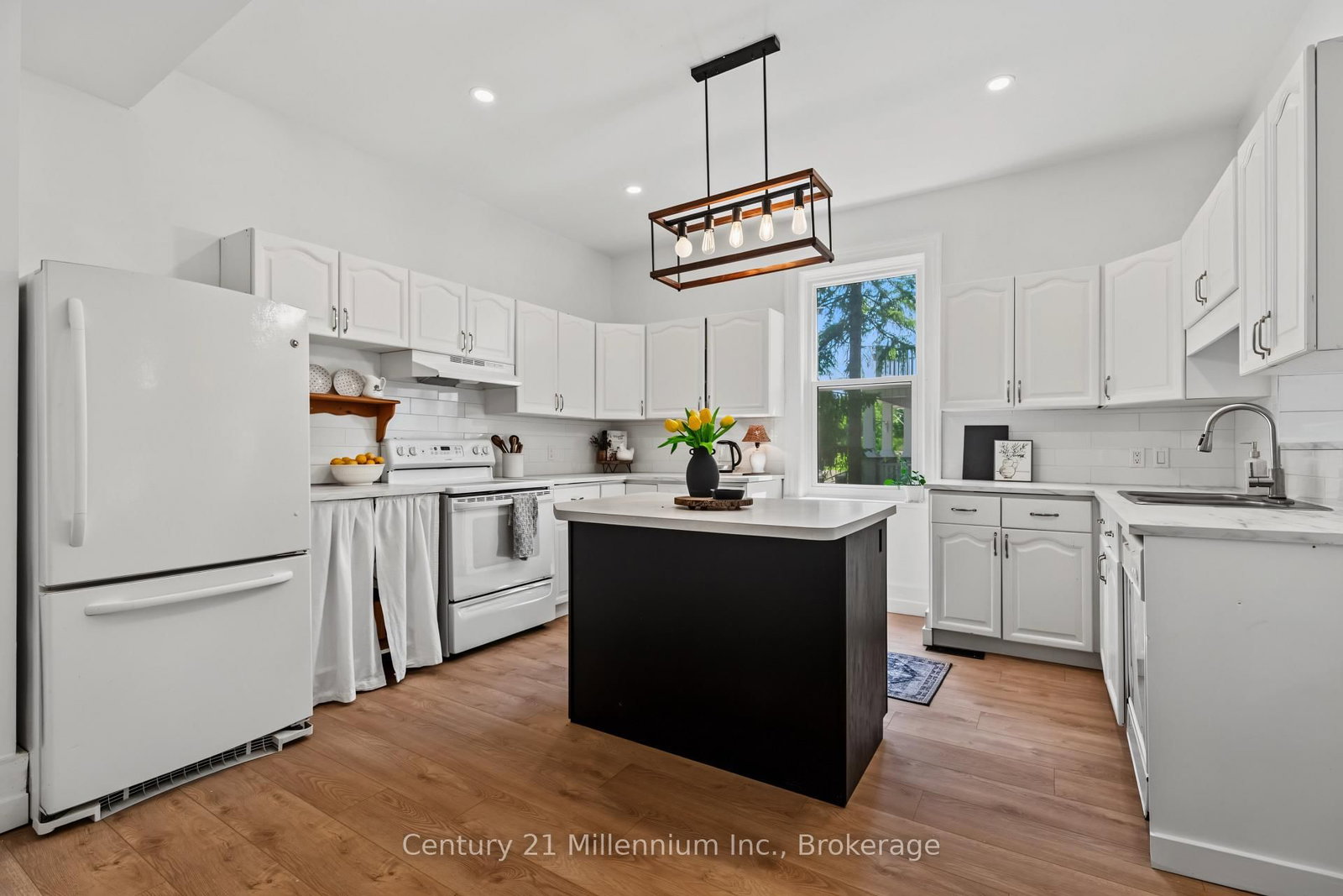 549 Louisa Street • West Grey, ON photo 19