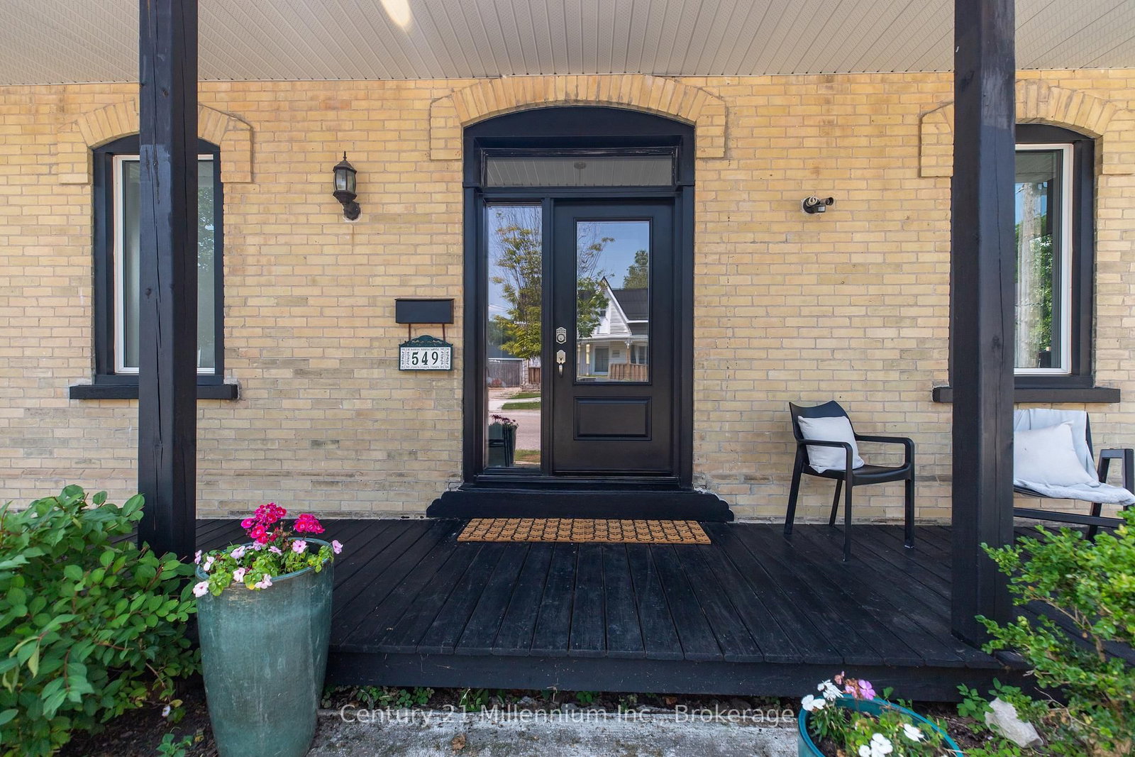 Listing Image 7