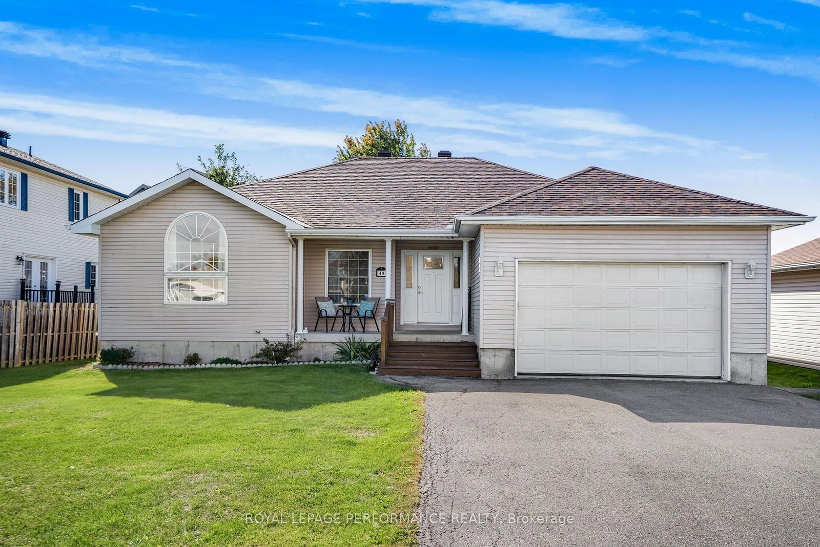 40 Lori Lane • North Dundas, ON photo 1