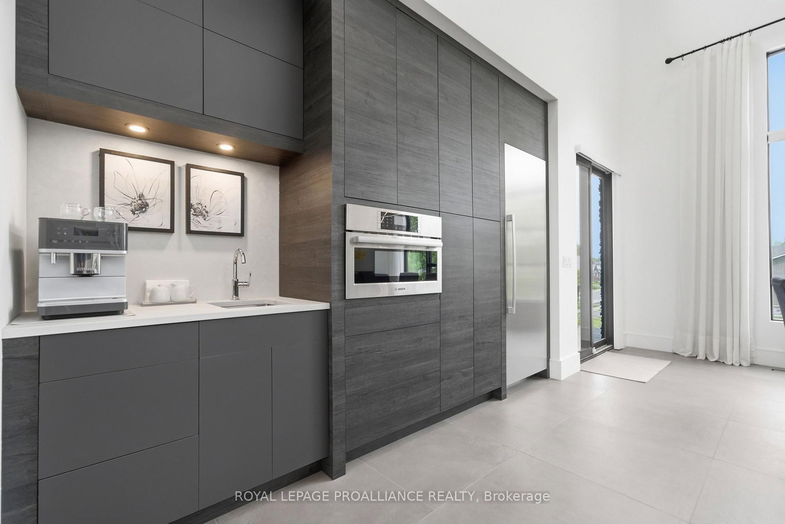 23 South Church Street • Belleville, ON photo 21