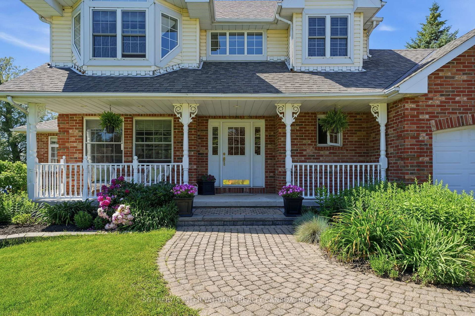 Listing Image 3