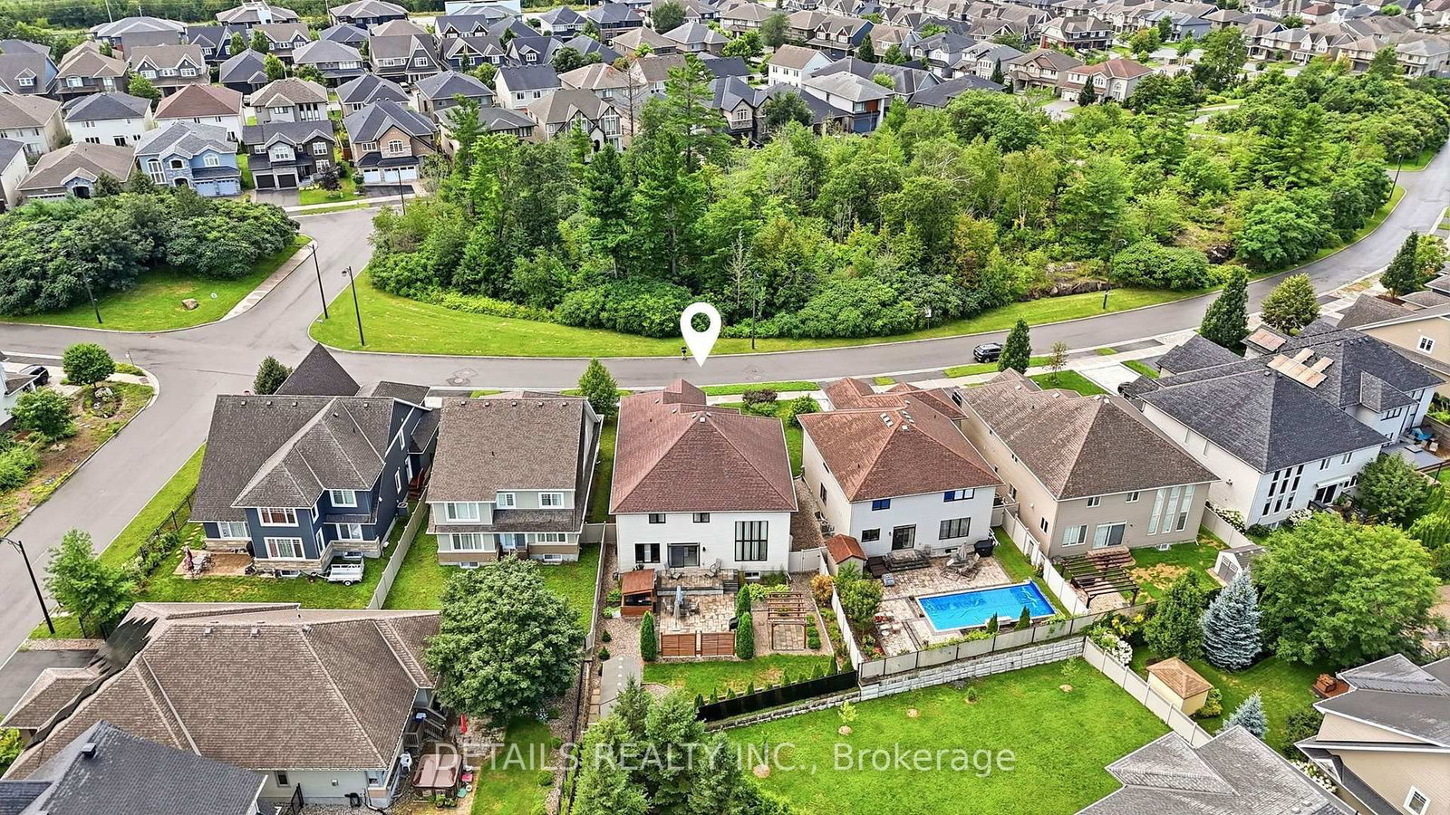 293 Huntsville Drive • Ottawa, ON photo 46