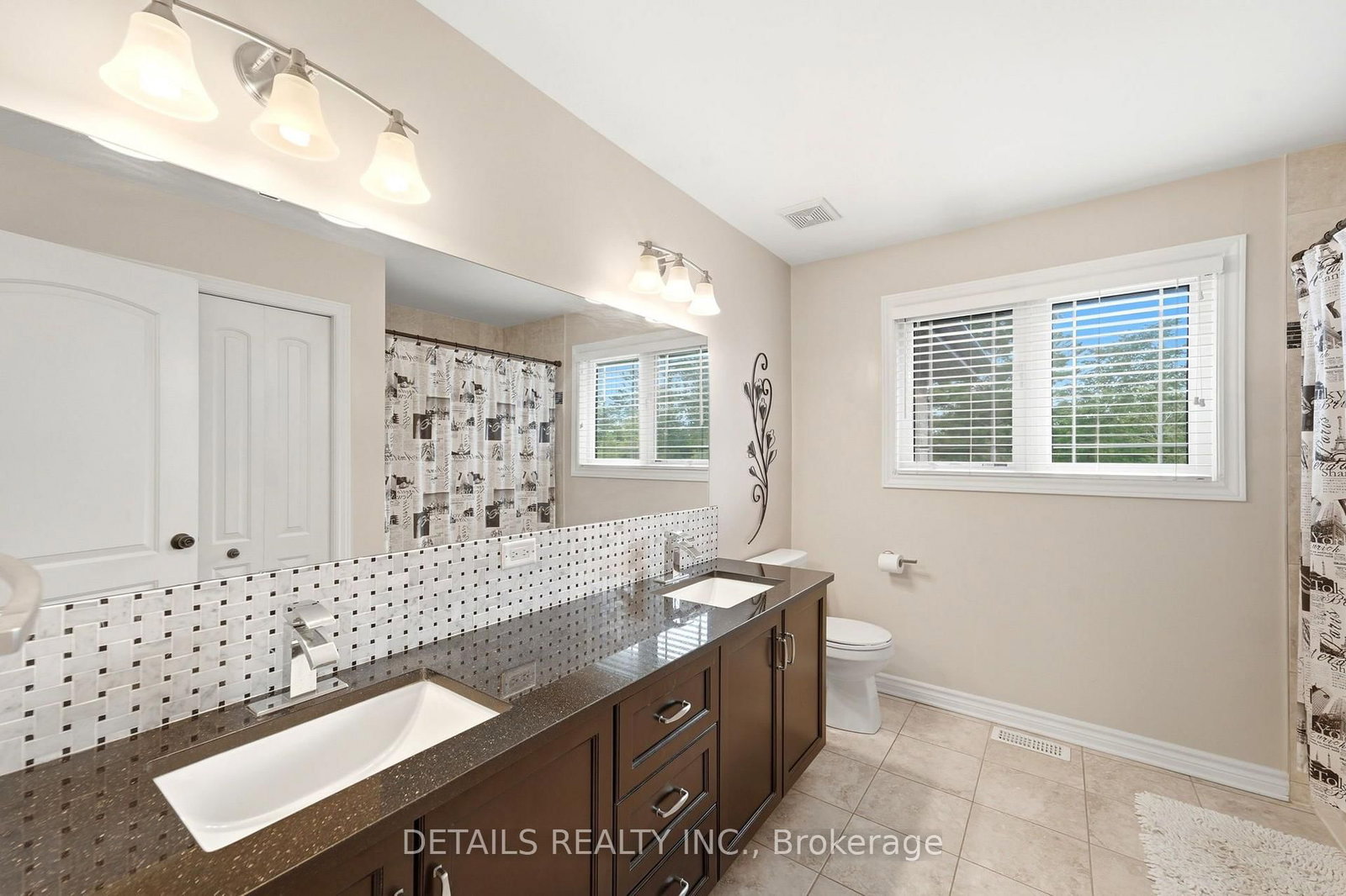 293 Huntsville Drive • Ottawa, ON photo 20