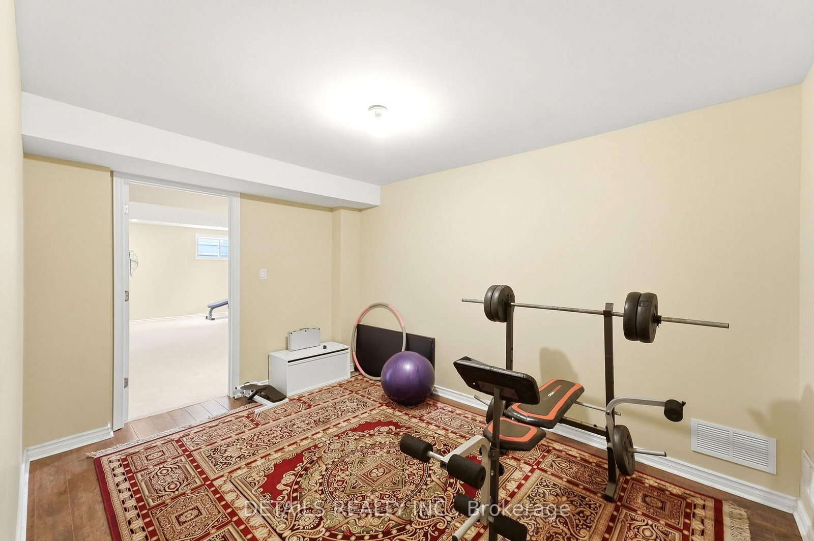293 Huntsville Drive • Ottawa, ON photo 36