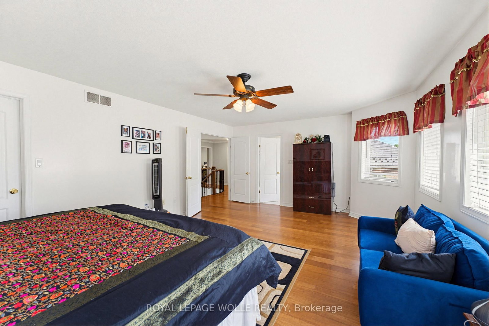 Listing Image 23