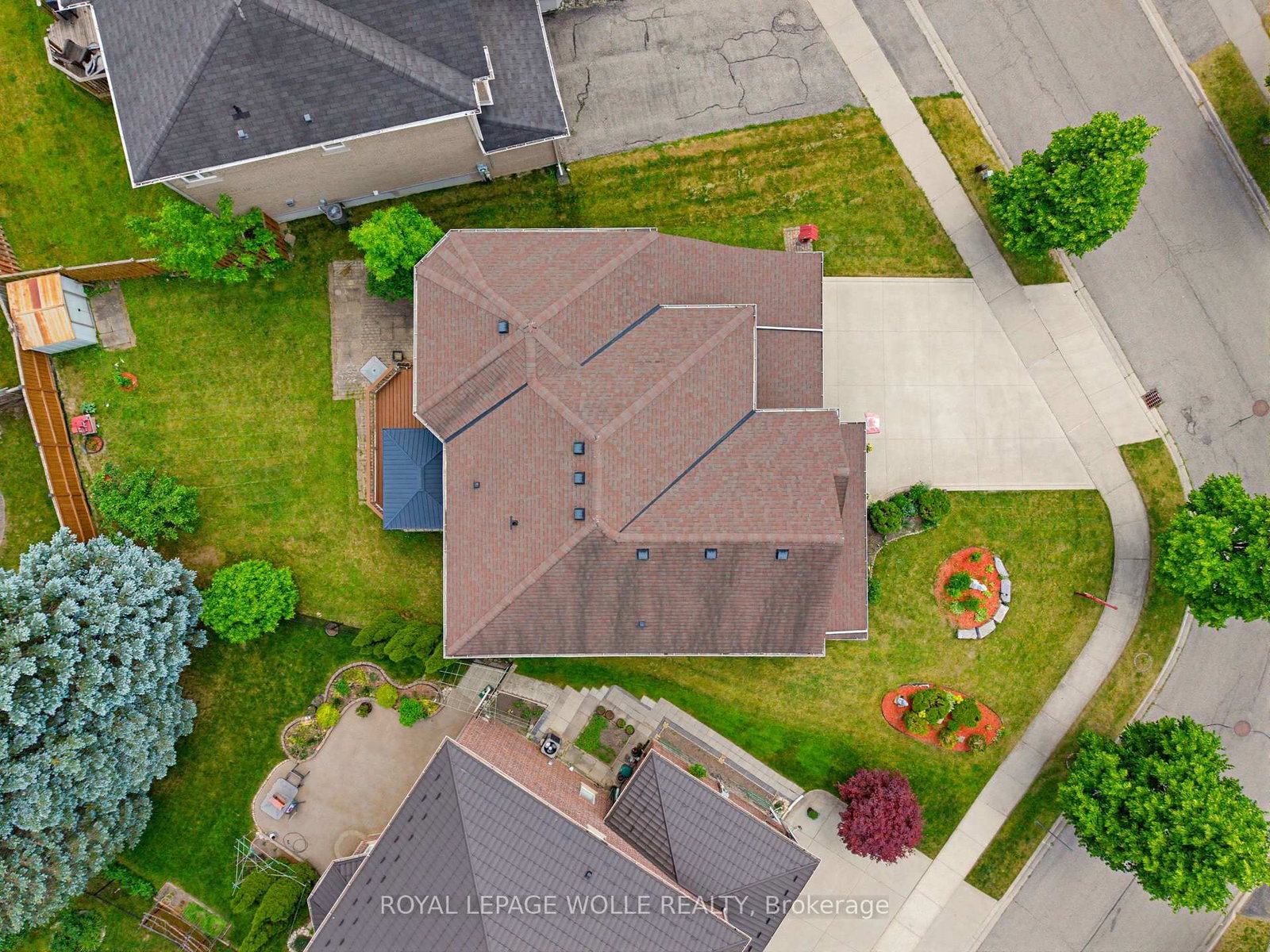 Listing Image 40