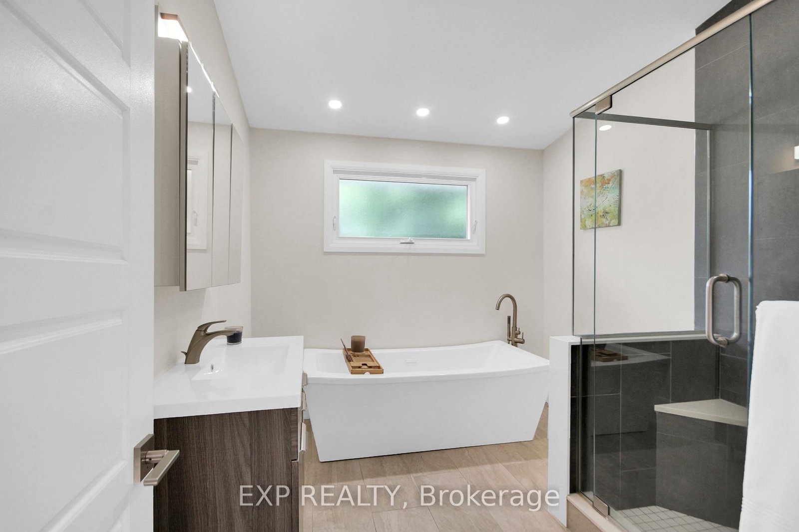 1447 Maxime Street • Ottawa, ON photo 12
