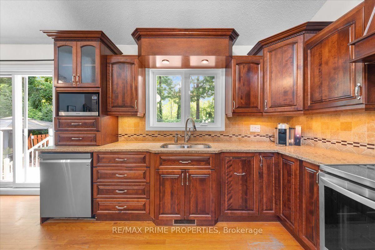 1971 Rosebella Avenue • Ottawa, ON photo 12