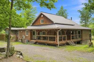 261 Lacourse Lane • White Lake, ON photo 3