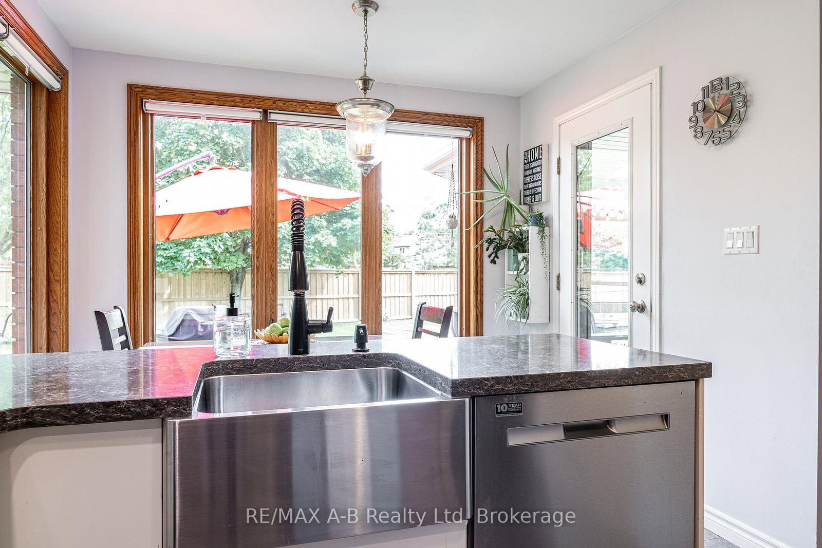 45 Magwood Court • Stratford, ON photo 11