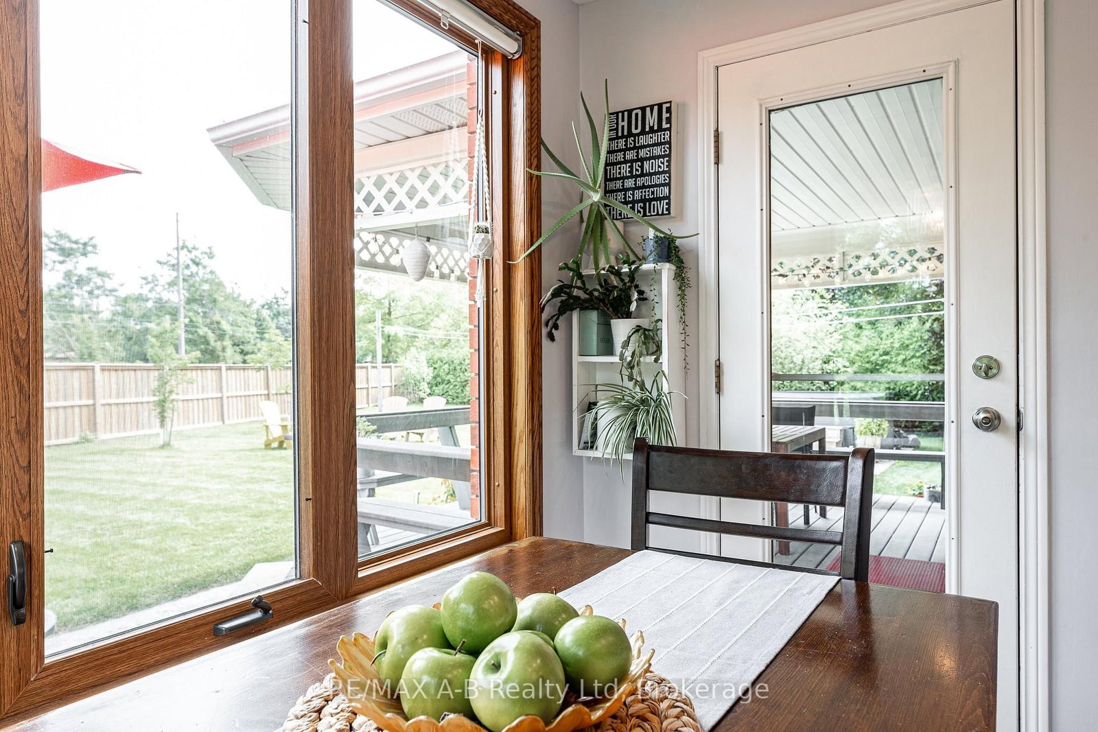 45 Magwood Court • Stratford, ON photo 15