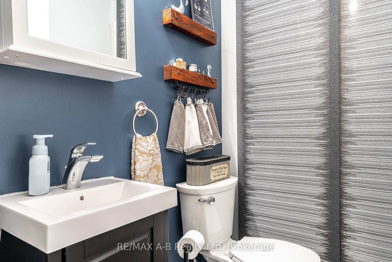 45 Magwood Court • Stratford, ON photo 18