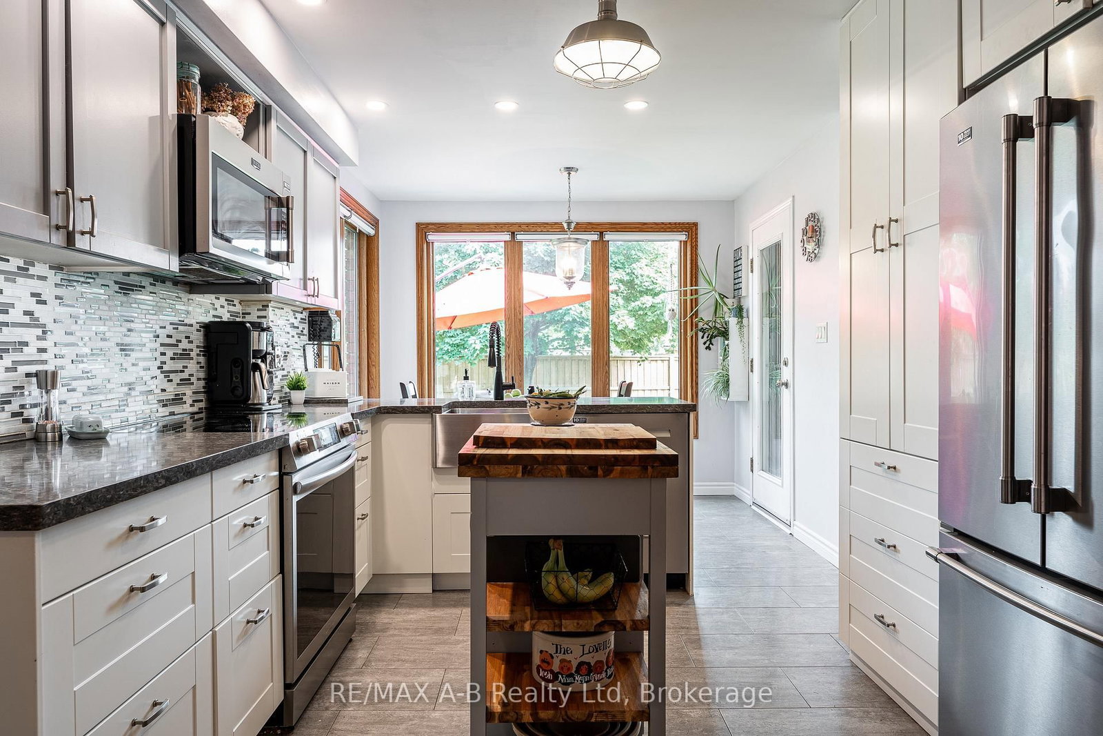 45 Magwood Court • Stratford, ON photo 9