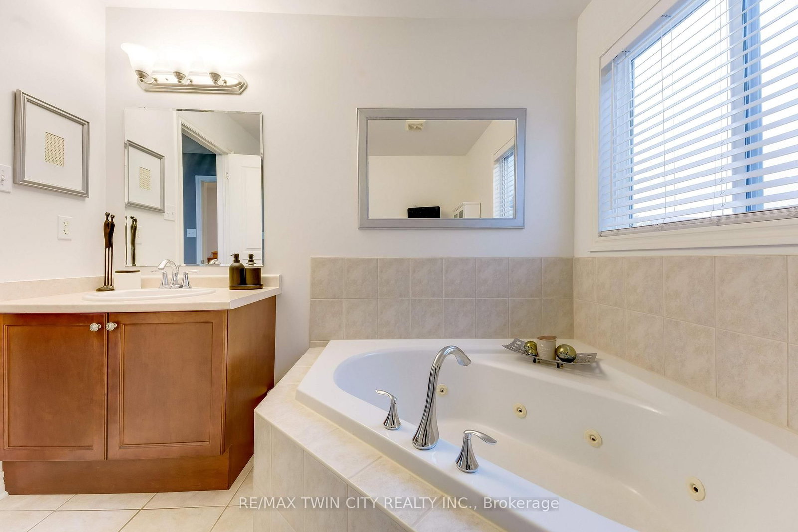 143 Riehm Street • Kitchener, ON photo 21