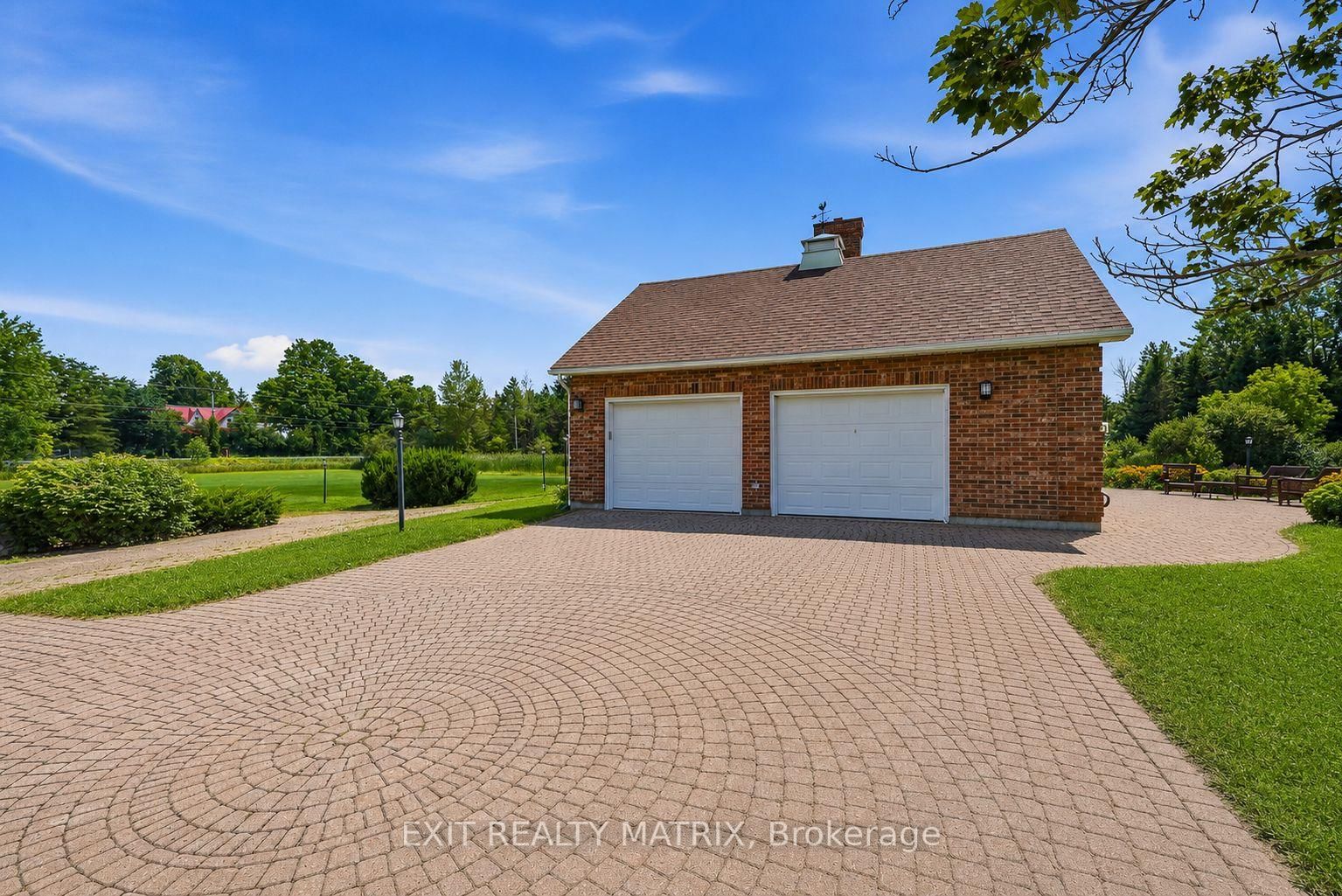 1196 400 Route • Russell, ON photo 36