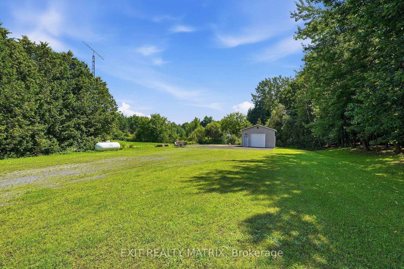 1196 400 Route • Russell, ON photo 40