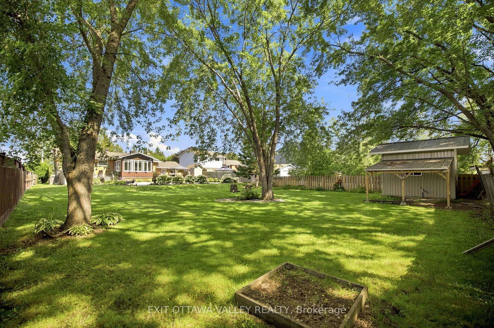 5 Valley Street • Pembroke, ON photo 11