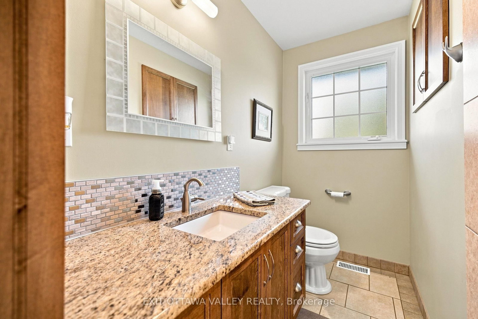 5 Valley Street • Pembroke, ON photo 32