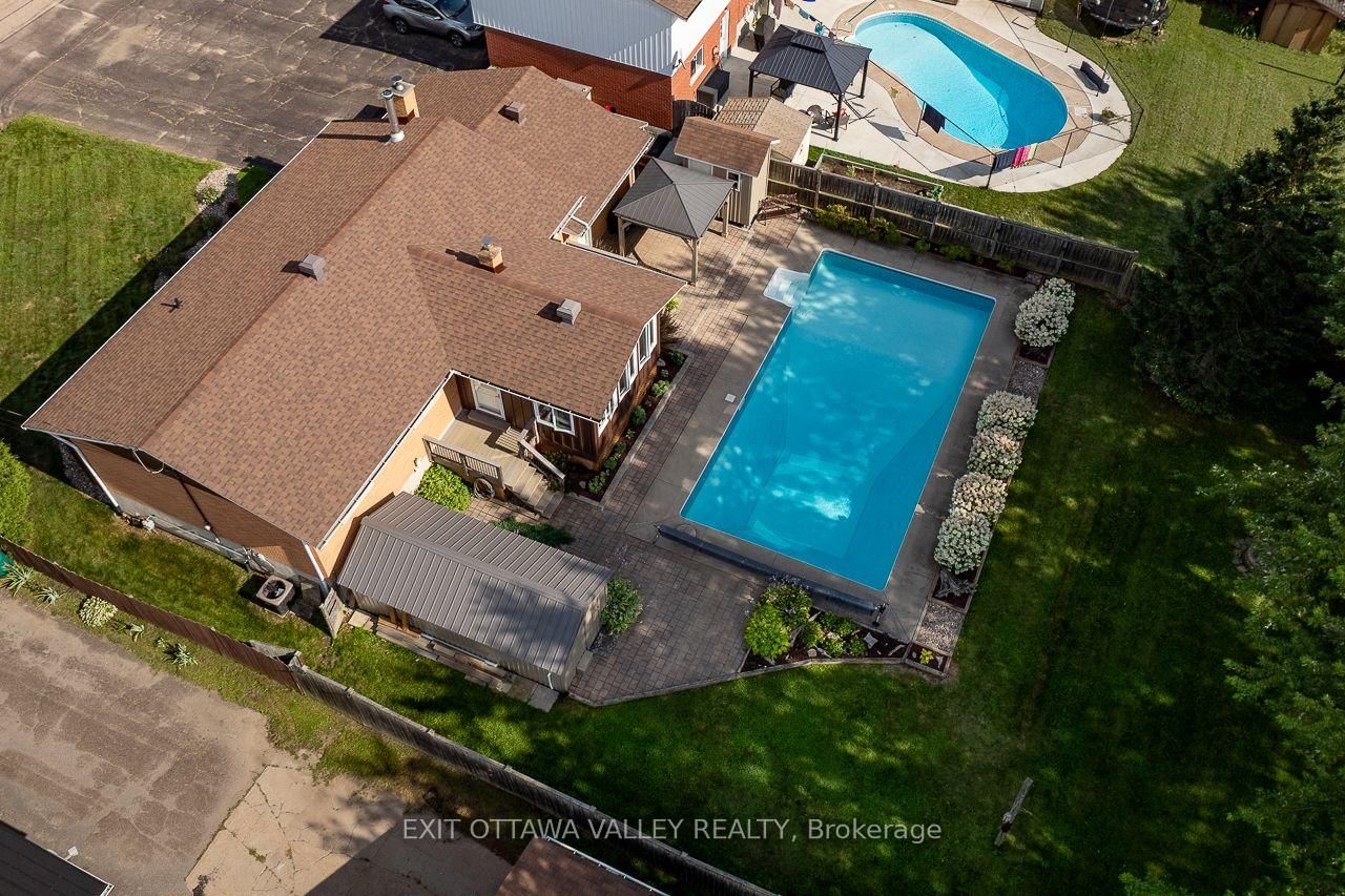 5 Valley Street • Pembroke, ON photo 48