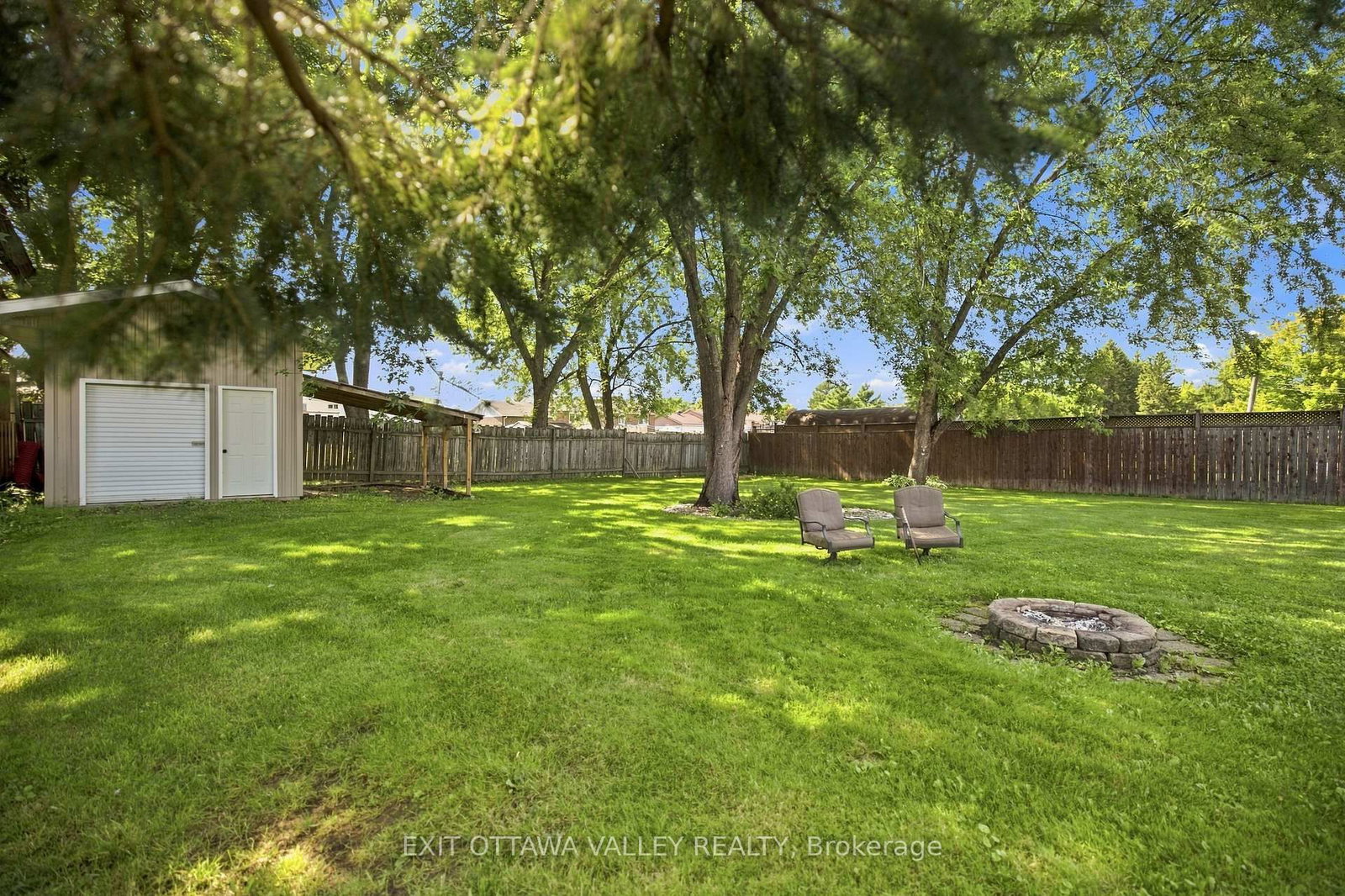 5 Valley Street • Pembroke, ON photo 9